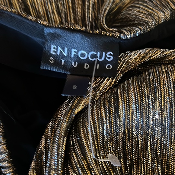 Dress - Picture 5 of 5